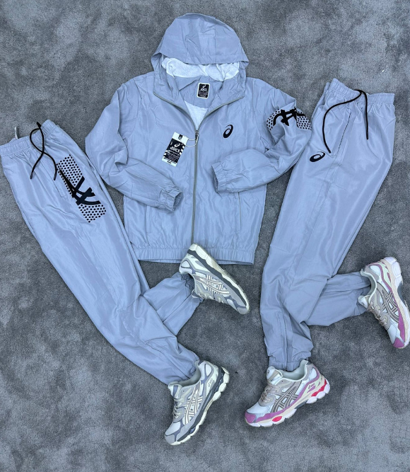 Chandal asics "gris"