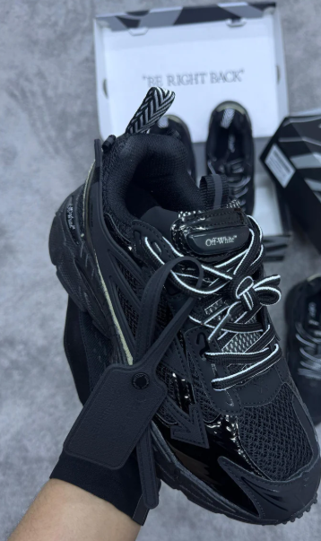 OFF-WHITE be right (negras)