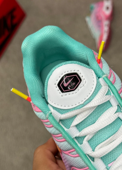 Nike TN (celeste y rosa)